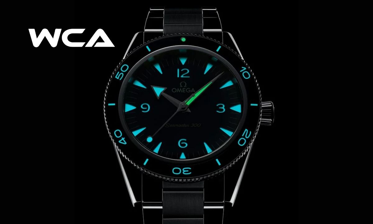 Cách phân biệt đồng hồ Omega thật và giả đơn giản và chính xác 5 Dạ quang được phủ đều, không lem, cho ánh sáng rõ và đồng nhất trên kim cùng cọc số