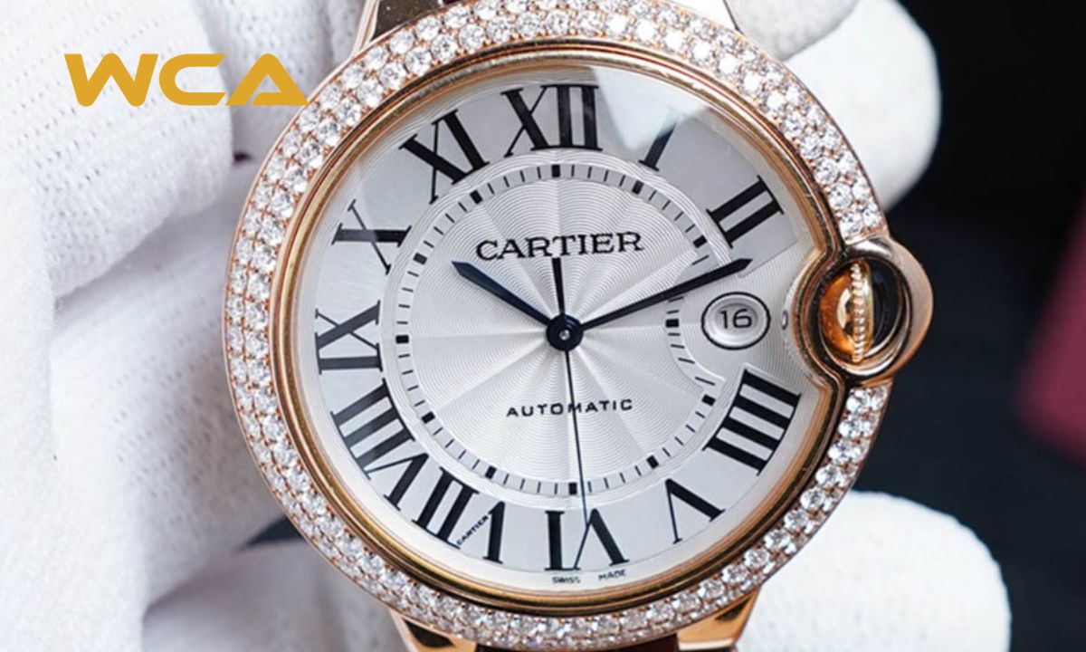 Cách nhận biết đồng hồ Cartier chính hãng nhanh chóng 2 Bộ kim và cọc số được chế tác tỉ mỉ, bề mặt trau chuốt